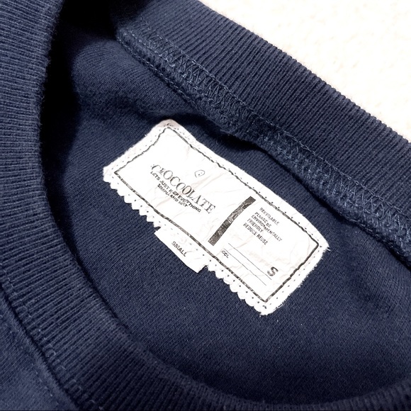 [CHOCOLATE:] NAVY BLUE PENGUIN PRINTS SWEATSHIRT - size S - Picture 3 of 4